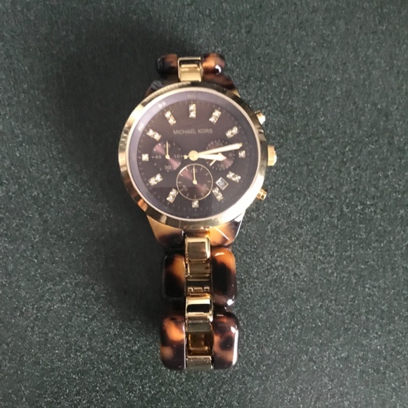 Michael Kors Showstopper Chronograph Tortoise Shell Women’s Watch MK5609 - Picture 8 of 16